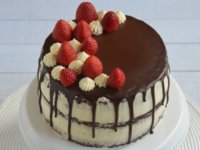 Epres-mascarponés brownie torta